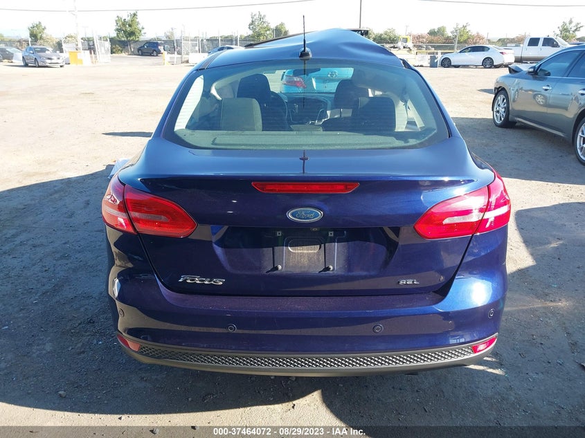 VIN 1FADP3H26HL327071 2017 FORD FOCUS SEL