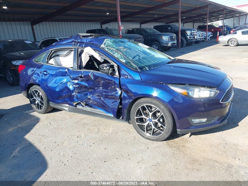 VIN 1FADP3H26HL327071 2017 FORD FOCUS SEL