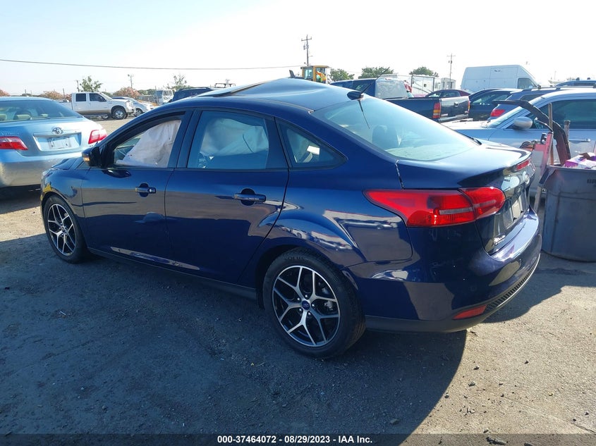 VIN 1FADP3H26HL327071 2017 FORD FOCUS SEL