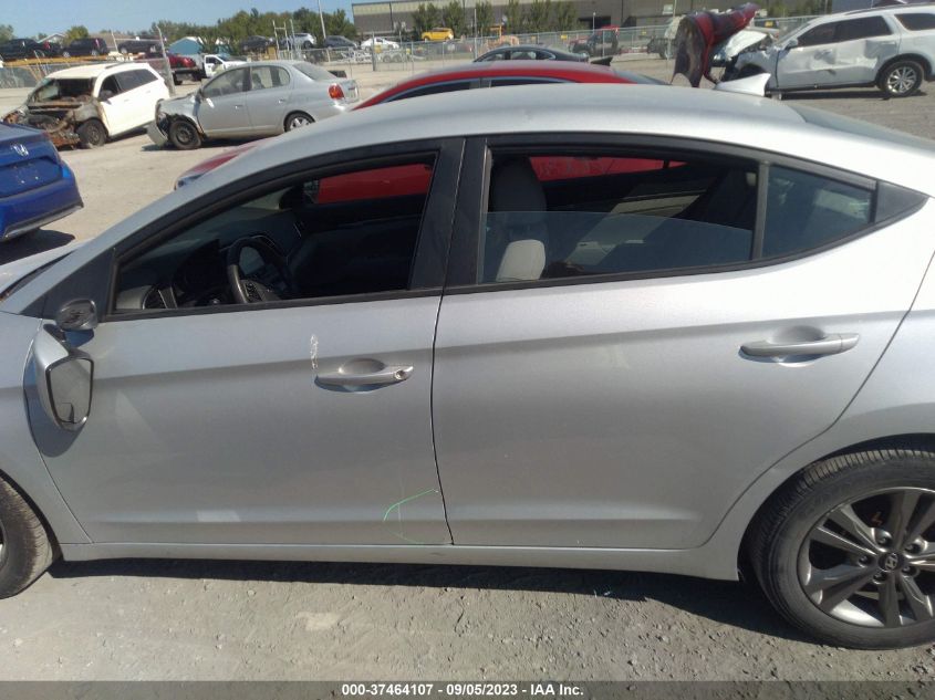 2017 HYUNDAI ELANTRA SE - 5NPD84LF3HH160504