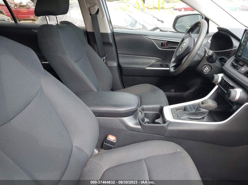 VIN 2T3F1RFV4MC223692 2021 TOYOTA RAV4 LE