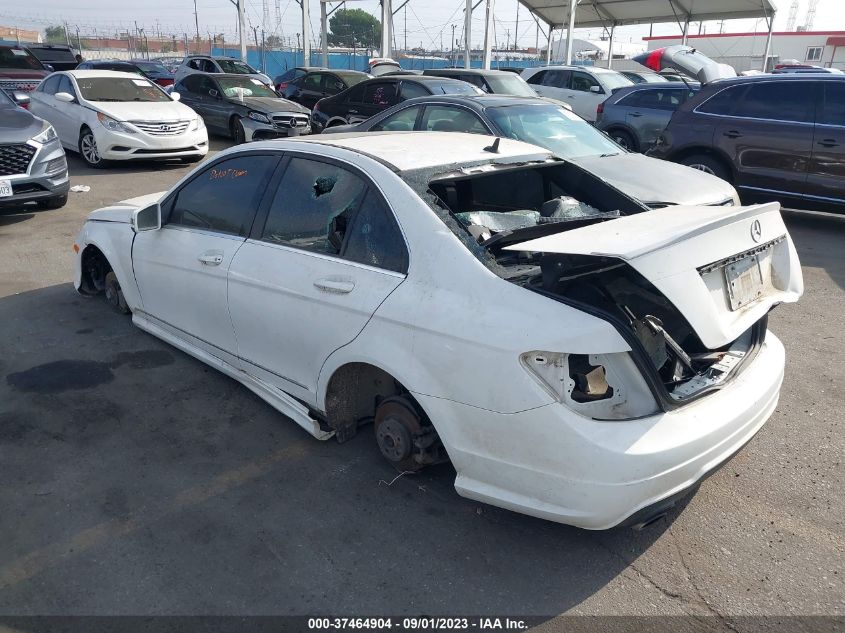 2013 MERCEDES-BENZ C-CLASS C 250 - WDDGF4HB3DA751349