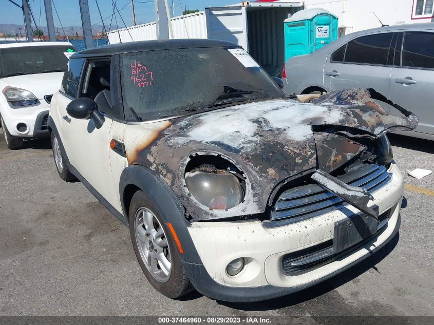 2013 MINI COOPER HARDTOP - WMWSU3C53DT548971