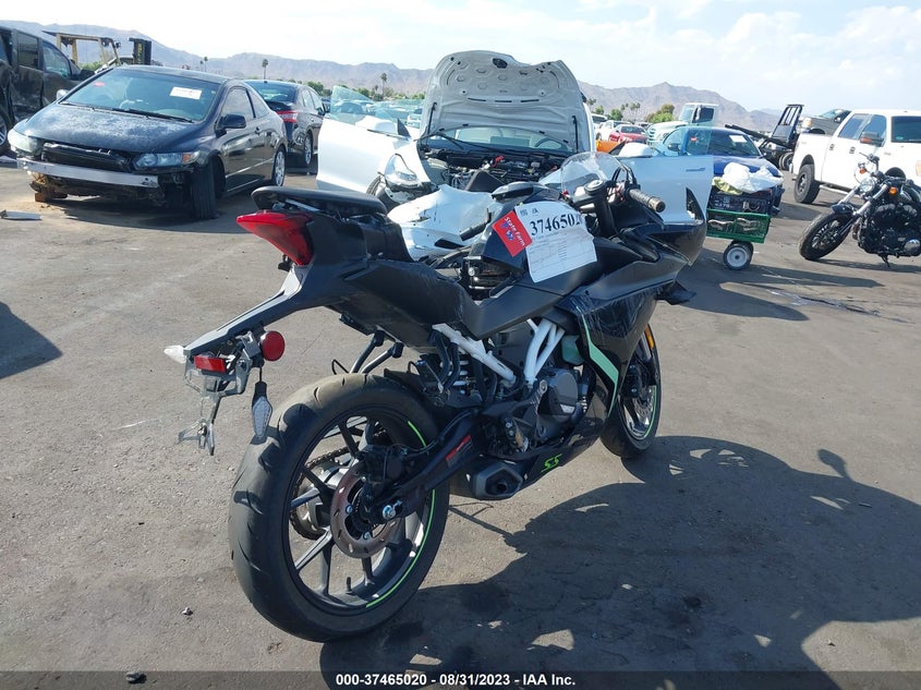VIN LCEPDPL33N6001164 2022 CF MOTO CF300