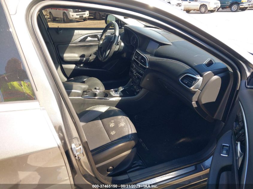 2018 INFINITI QX30 PREMIUM SJKCH5CR4JA049837