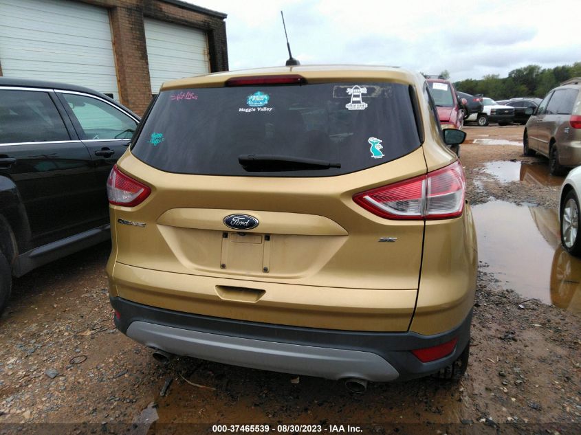 2015 FORD ESCAPE SE - 1FMCU0G77FUA36818