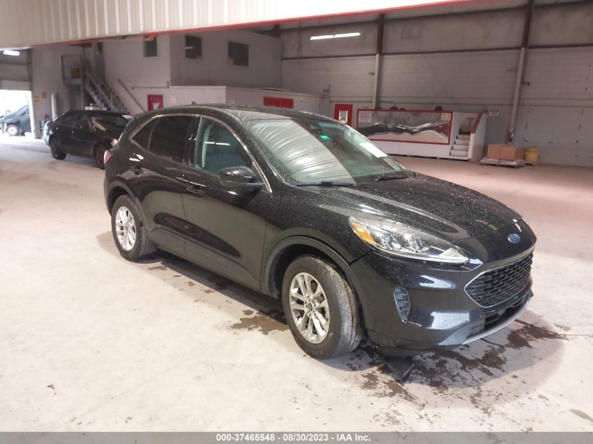 2021 FORD ESCAPE SE - 1FMCU9G63MUA39840