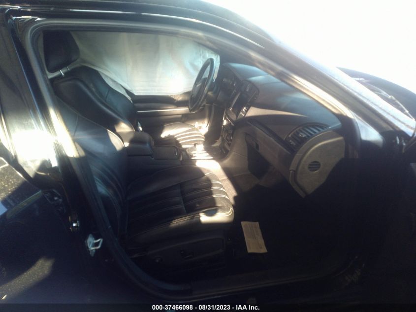 2019 CHRYSLER 300 S - 2C3CCAGG0KH648633