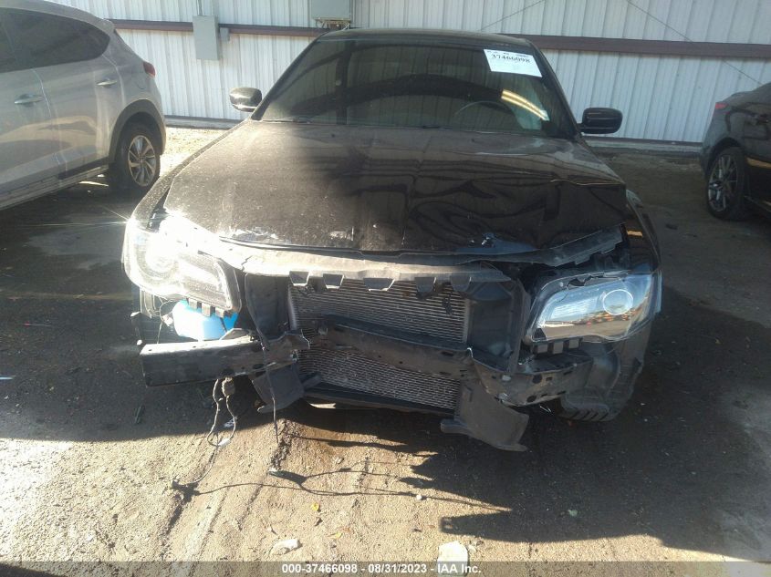 2019 CHRYSLER 300 S - 2C3CCAGG0KH648633