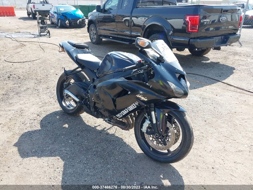 2019 SUZUKI GSX-R600 - JS1GN7FA1K7100234