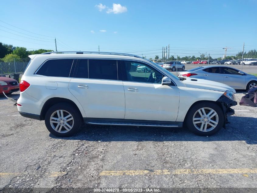 2013 MERCEDES-BENZ GL-CLASS GL 450 4JGDF7CE3DA175872