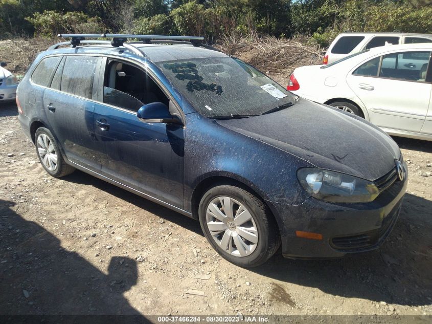 2014 VOLKSWAGEN JETTA SPORTWAGEN S - 3VWPP7AJ3EM602161