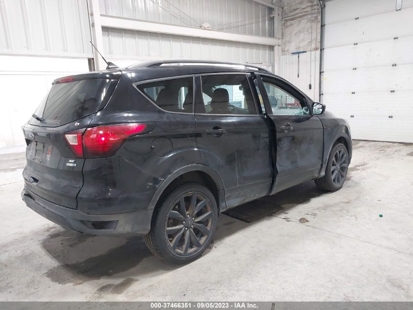 2019 FORD ESCAPE SE - 1FMCU9GD1KUB07368