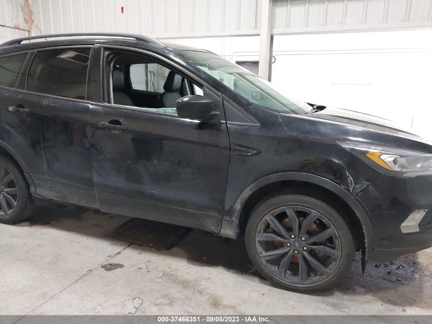 2019 FORD ESCAPE SE - 1FMCU9GD1KUB07368