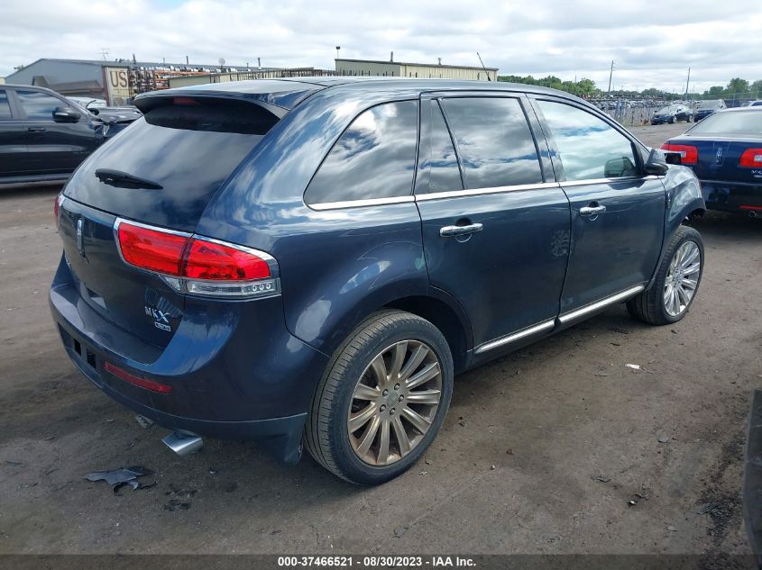 2013 LINCOLN MKX - 2LMDJ8JK3DBL32788