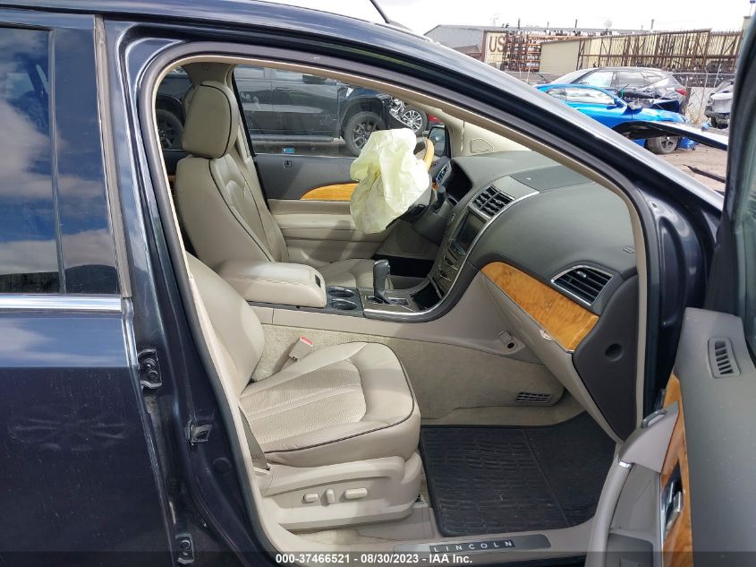 2013 LINCOLN MKX - 2LMDJ8JK3DBL32788