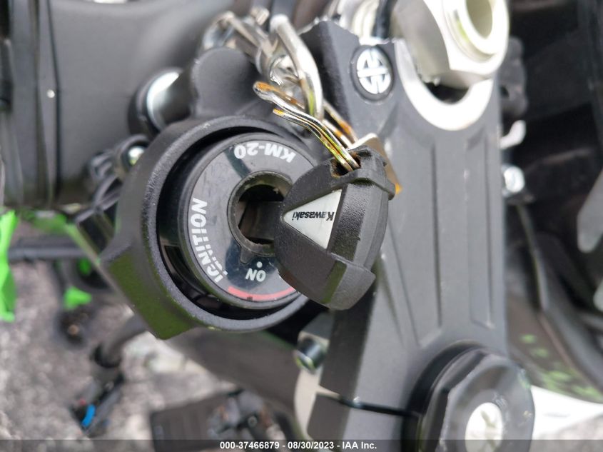 2021 KAWASAKI ZX1002 L JKBZXVL18MA001228