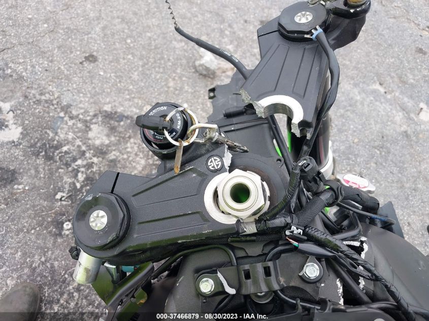 2021 KAWASAKI ZX1002 L JKBZXVL18MA001228