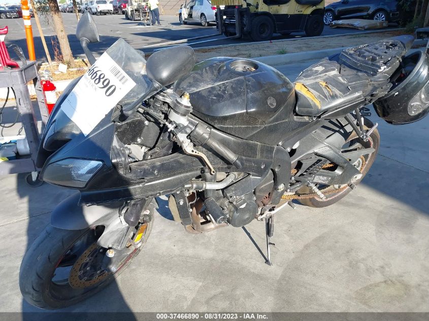 2013 YAMAHA YZFR6 C JYARJ16Y3DA006569