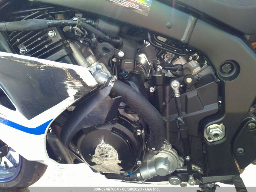 2023 SUZUKI GSX-R1000 R JS1DM11H6P7100227