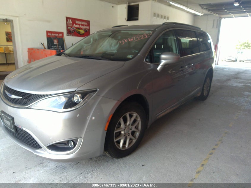 VIN 2C4RC1BG2LR141600 2020 CHRYSLER PACIFICA TOURING L