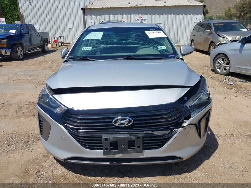 VIN KMHC65LC0JU083269 2018 HYUNDAI IONIQ HYBRID BLUE
