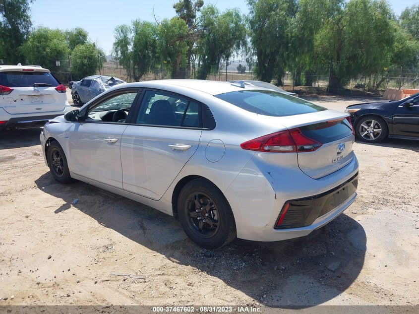 VIN KMHC65LC0JU083269 2018 HYUNDAI IONIQ HYBRID BLUE