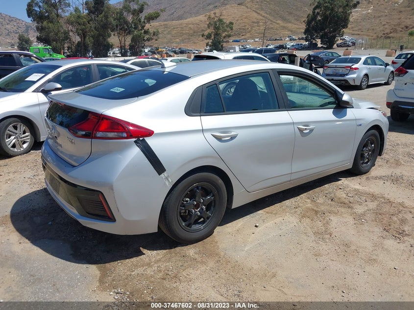 VIN KMHC65LC0JU083269 2018 HYUNDAI IONIQ HYBRID BLUE
