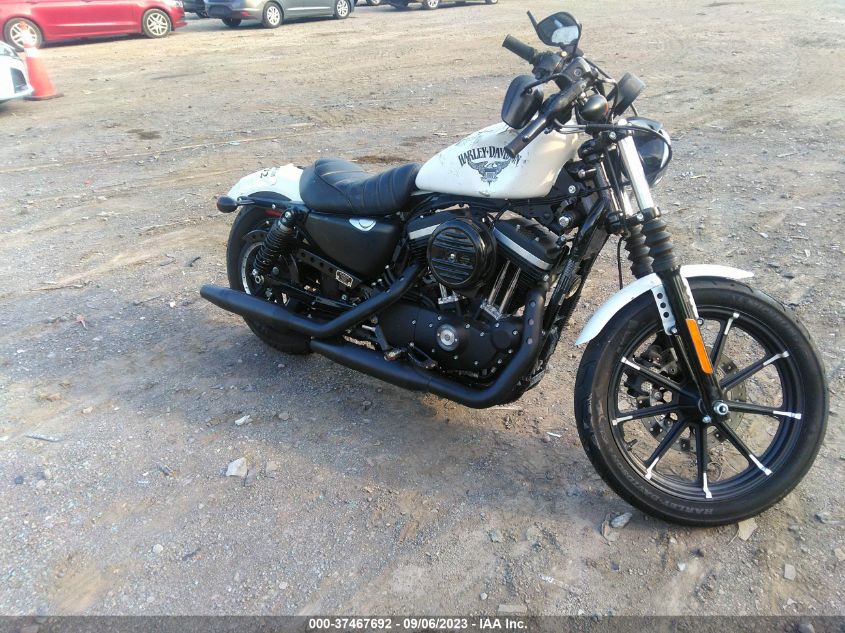 2018 HARLEY-DAVIDSON XL883 IRON 883 - 1HD4LE217JC424866