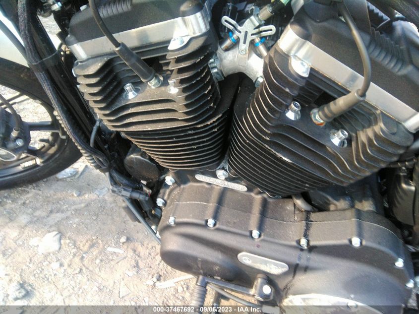 2018 HARLEY-DAVIDSON XL883 IRON 883 - 1HD4LE217JC424866