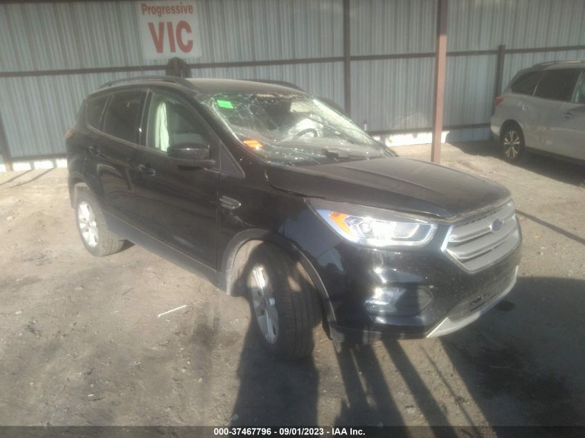 2017 FORD ESCAPE SE - 1FMCUOGD6HUE72472