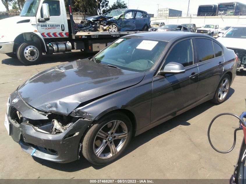 2014 BMW 3 SERIES 320I - WBA3B1C5XEK133653
