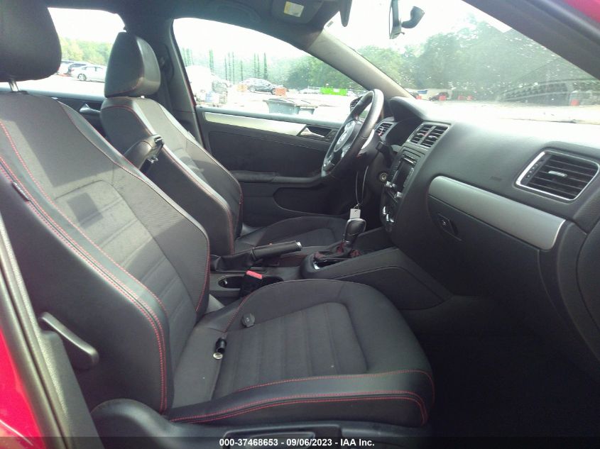 2013 VOLKSWAGEN GLI 3VW467AJ0DM211179
