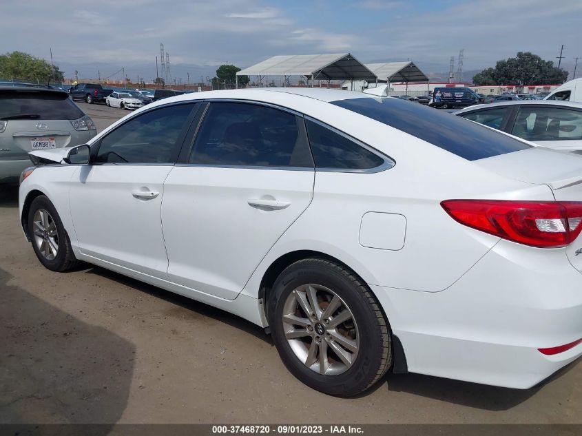 2017 HYUNDAI SONATA SE - 5NPE24AF4HH460352