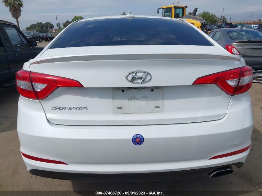 2017 HYUNDAI SONATA SE - 5NPE24AF4HH460352