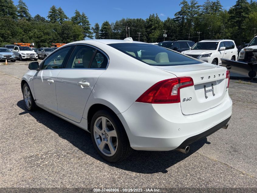 2013 VOLVO S60 T5 - YV1612FH0D2183372