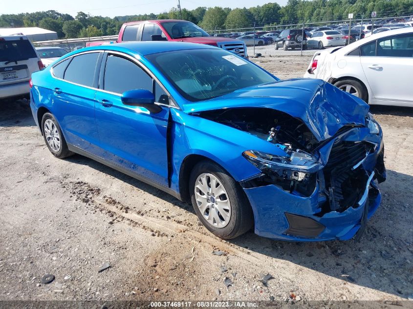 2020 FORD FUSION S - 3FA6P0G75LR220561