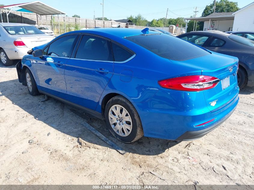 2020 FORD FUSION S - 3FA6P0G75LR220561