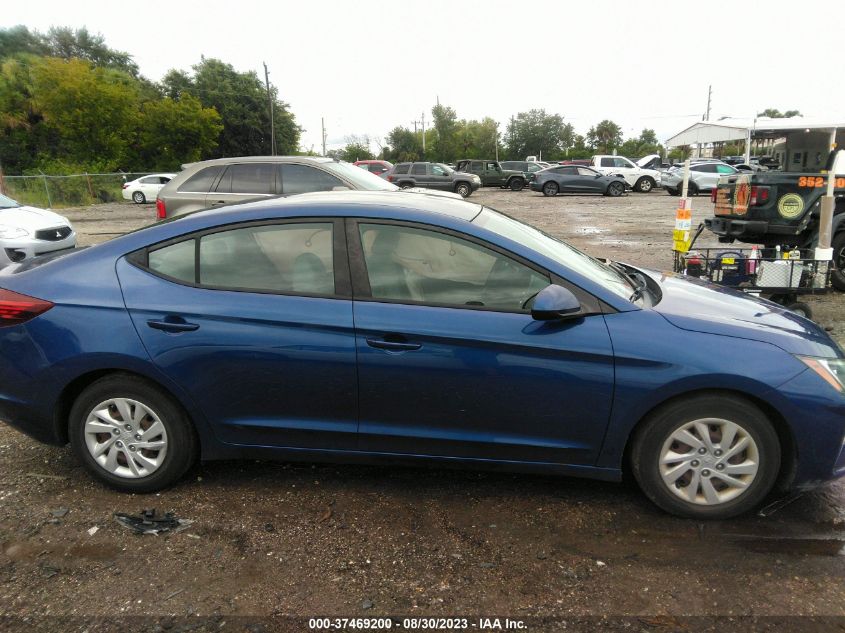 5NPD74LF8KH462557 Hyundai Elantra SE 14