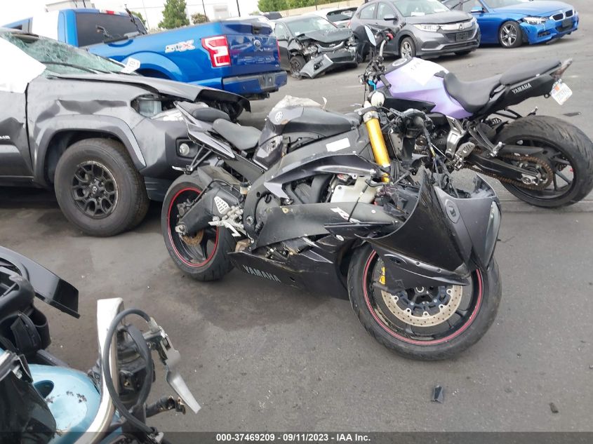 2007 YAMAHA YZFR6 L JYARJ12Y87A005167