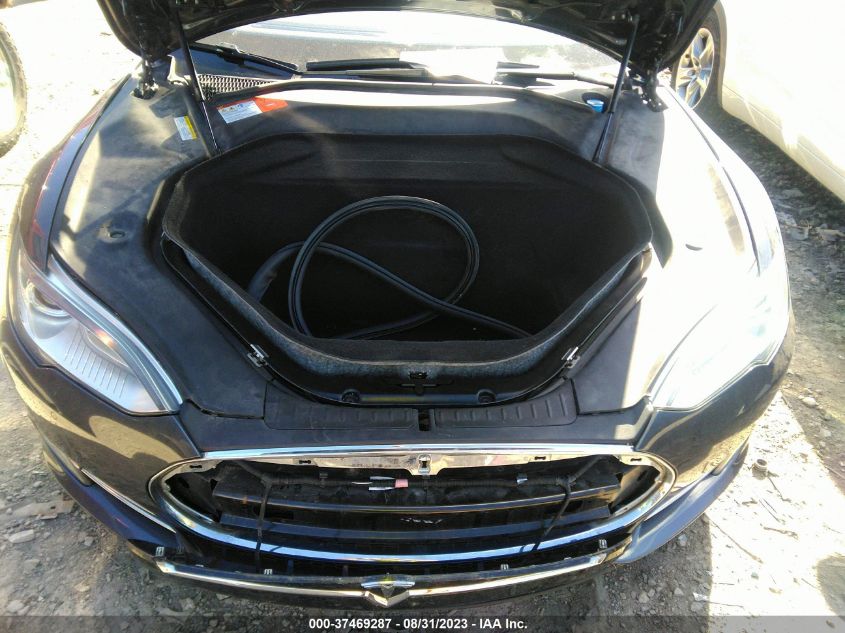 2016 TESLA MODEL S 90D/70D/75D/60D/85D - 5YJSA1E28GF131503