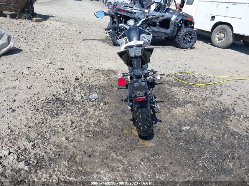 2021 KTM 200 DUKE - MD2JPC401MC034040