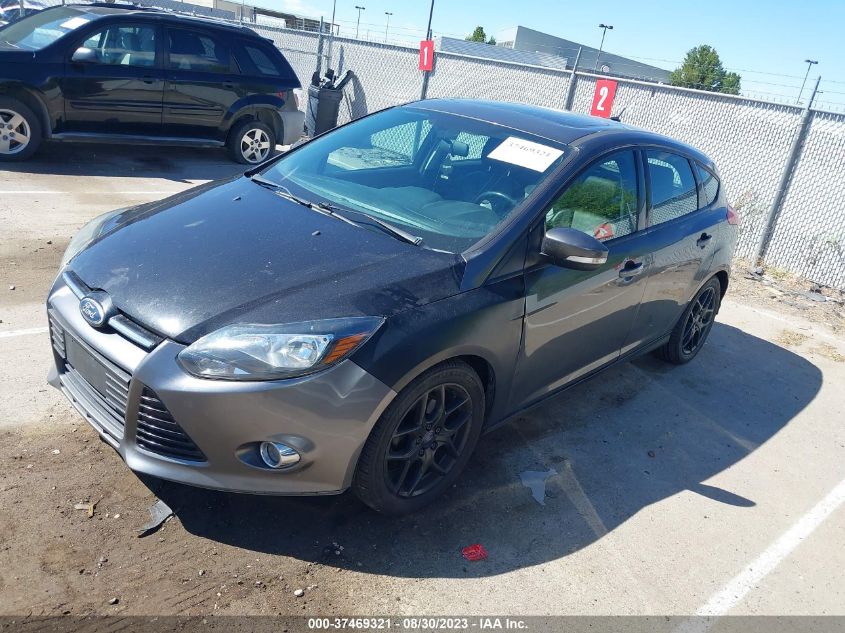 2015 FORD FOCUS SE - 1FADP3K23FL326806