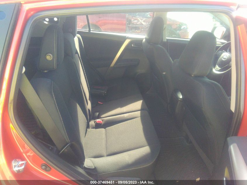 2015 TOYOTA RAV4 XLE - 2T3WFREV7FW209984