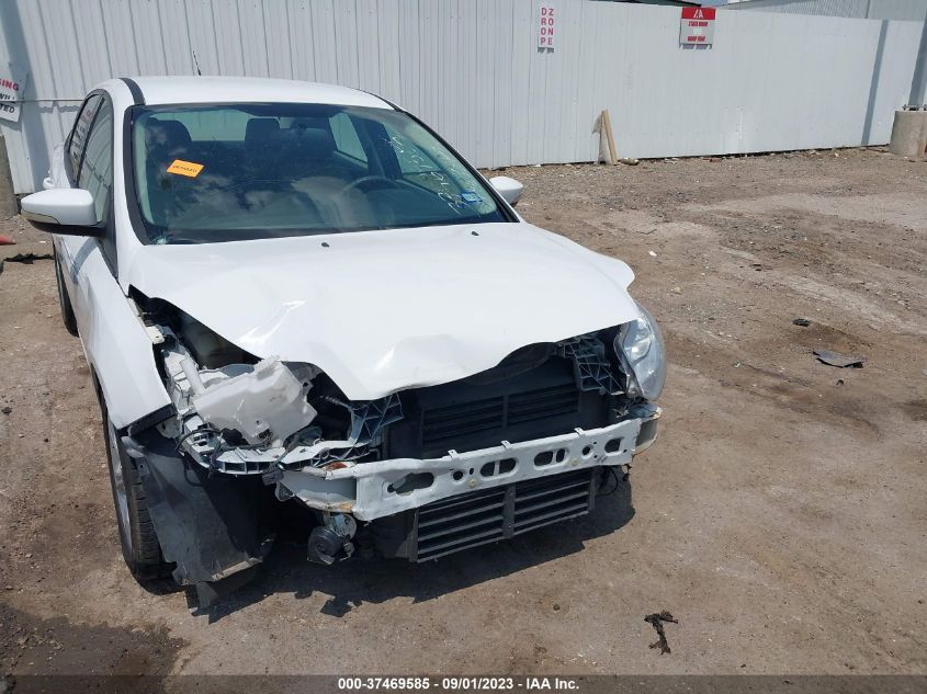 2014 FORD FOCUS SE - 1FADP3F21EL361269