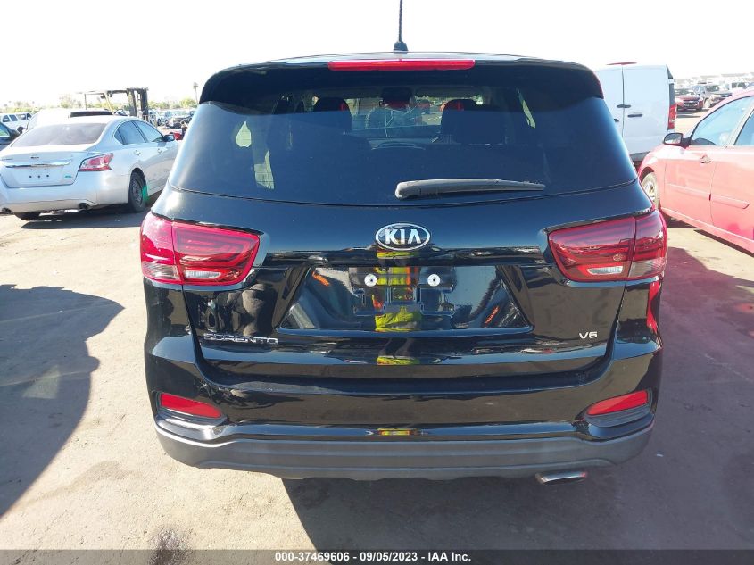 2019 KIA SORENTO LX V6 - 5XYPG4A57KG489084