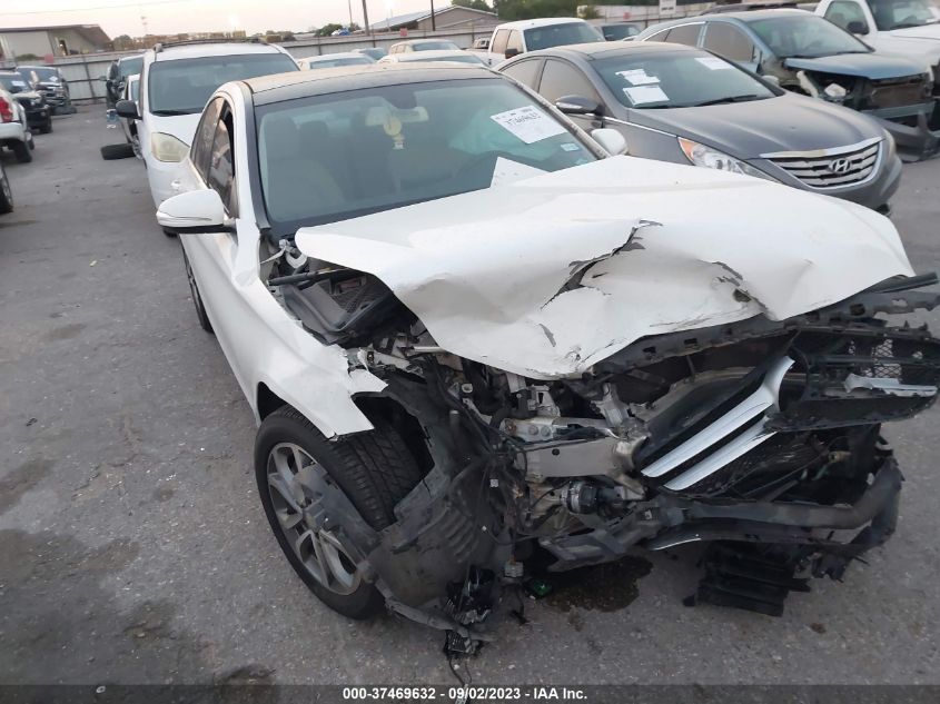 2015 MERCEDES-BENZ C-CLASS C 300 - 55SWF4KB0FU020580
