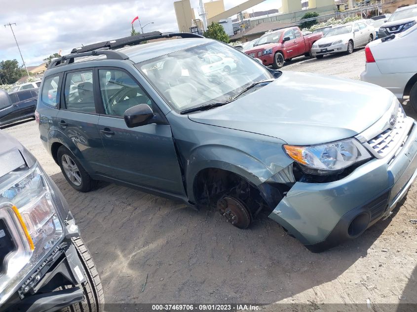 2013 SUBARU FORESTER 2.5X - JF2SHABC7DG410291