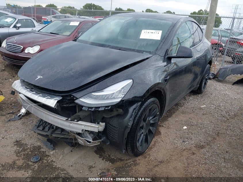 VIN 7SAYGDEE8PA108128 2023 TESLA MODEL Y LONG RANGE