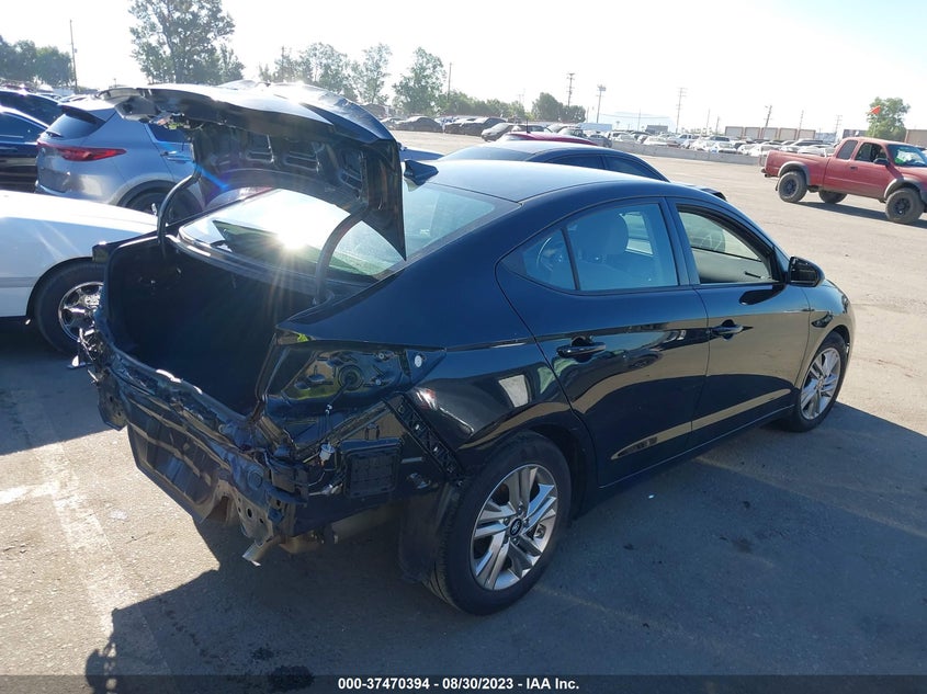 VIN 5NPD84LF2KH493199 2019 HYUNDAI ELANTRA SEL